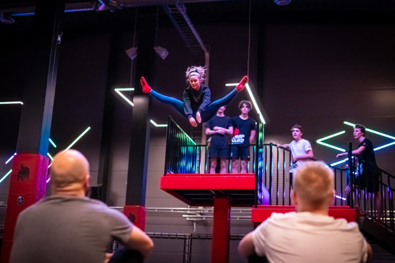Träna gymnastik på JumpYard Åre