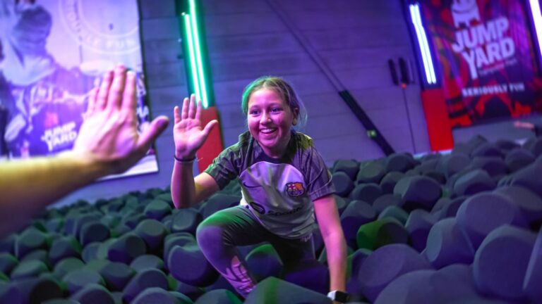 familjeaktivitet jumpyard åre