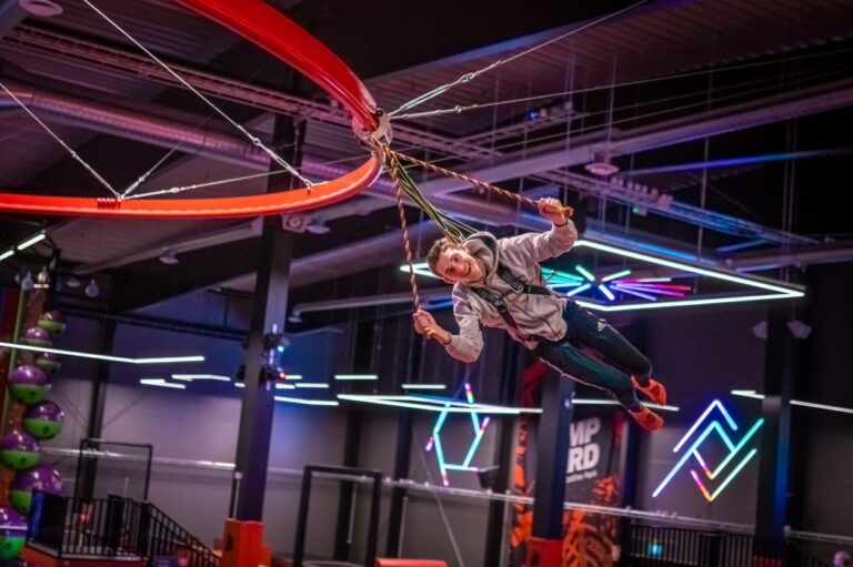 JumpYard Kristianstad SkyRider linbana zipline