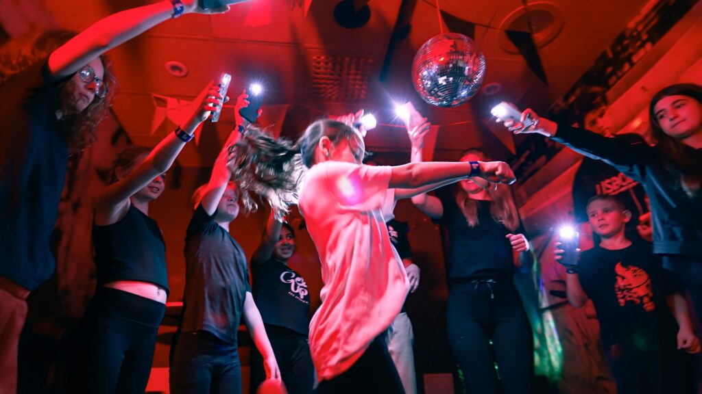 JumpYard kalas på trampolinpark - JumpParty barnkalas